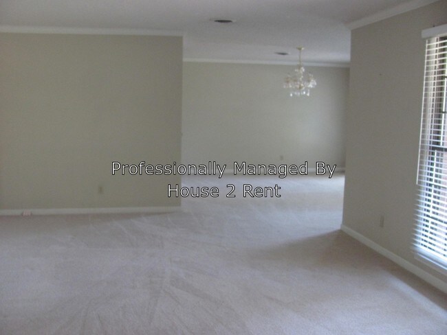 Foto del edificio - 1703 Caesar Ln