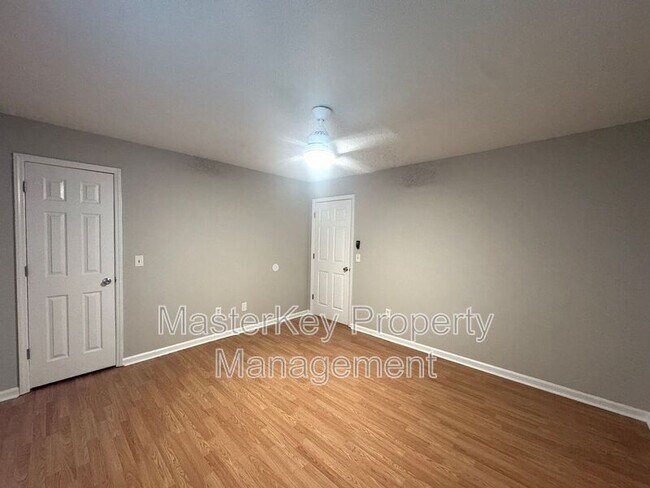 Foto del edificio - 619 E Horne St