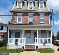 Building Photo - 20 Berks St