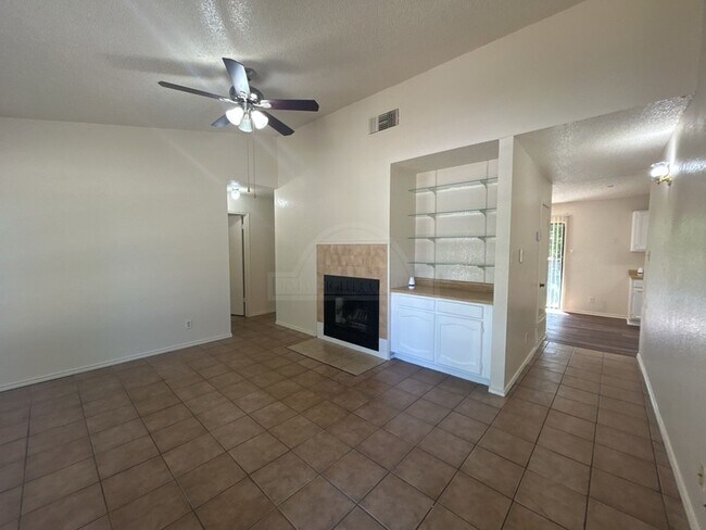 Foto del edificio - 3806 London Ln