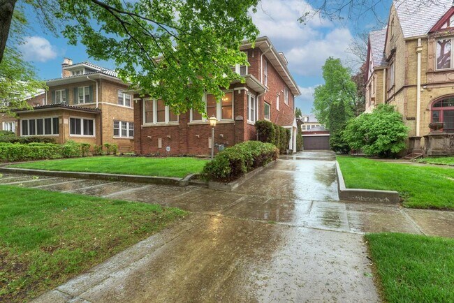 Foto del edificio - 6833 S Cregier Ave