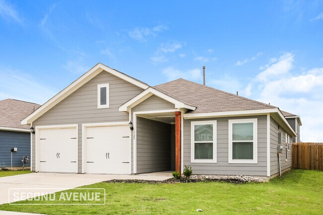 Foto del edificio - 1325 Woodwinds Dr