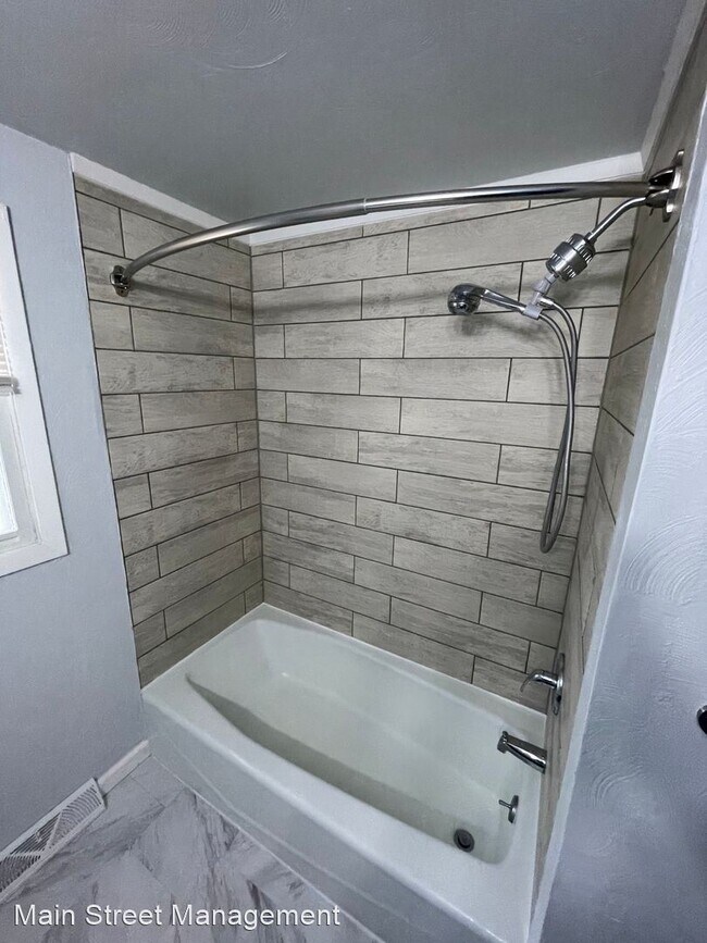 Foto del edificio - 3 br, 1.5 bath House - 1400 Nelson St.