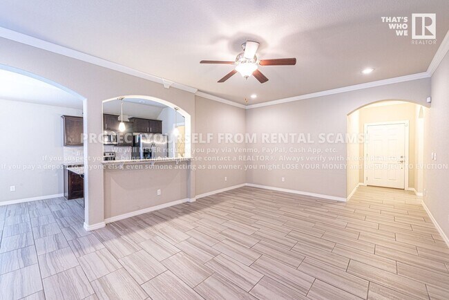 Building Photo - 4628 W Croft Dr