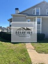 Building Photo - 9449 Cypress Ln