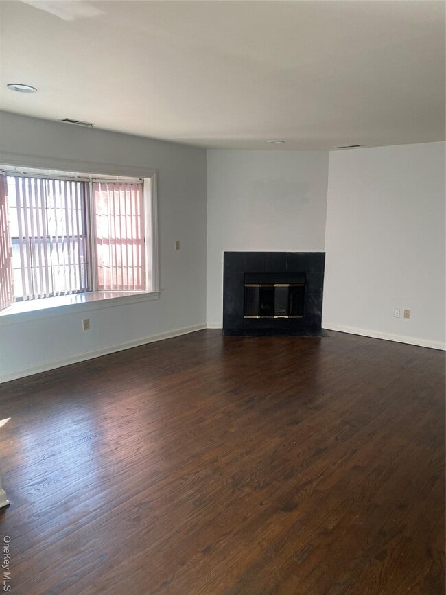 Building Photo - 110 Theodore Fremd Ave