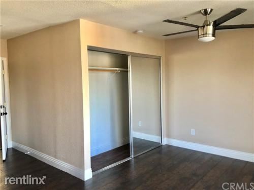 Foto del edificio - Studio, 1 bath Apartment - 101 W Canada