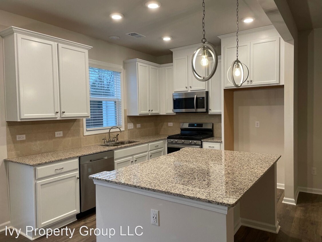 3 br, 2.5 bath House 3748 Yorkshire PL House Rental in Sherrills