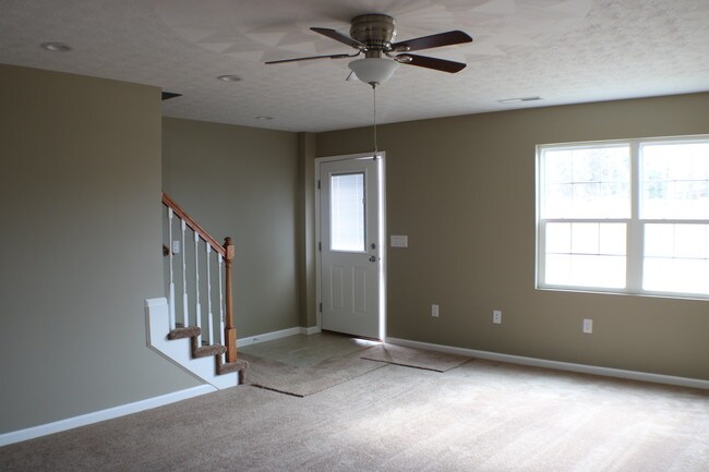 Foto del edificio - 18-22 Sugar Maple Ln