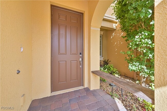 Building Photo - 10120 Tin Maple Dr