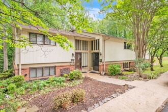 Building Photo - 87 Briarview Cir