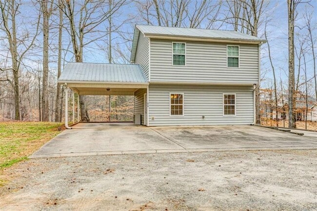 Building Photo - 2535 Hickory Rd