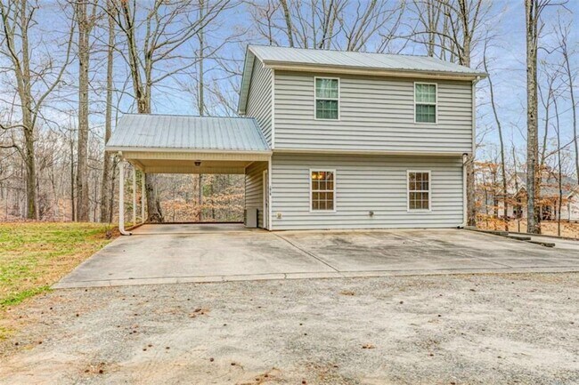 Foto del edificio - 2535 Hickory Rd