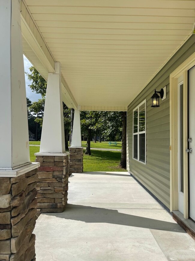 Building Photo - Super Sugarberry