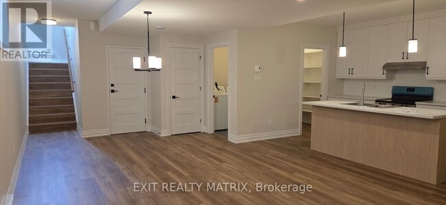 Photo du bâtiment - A - 542 REGINA STREET