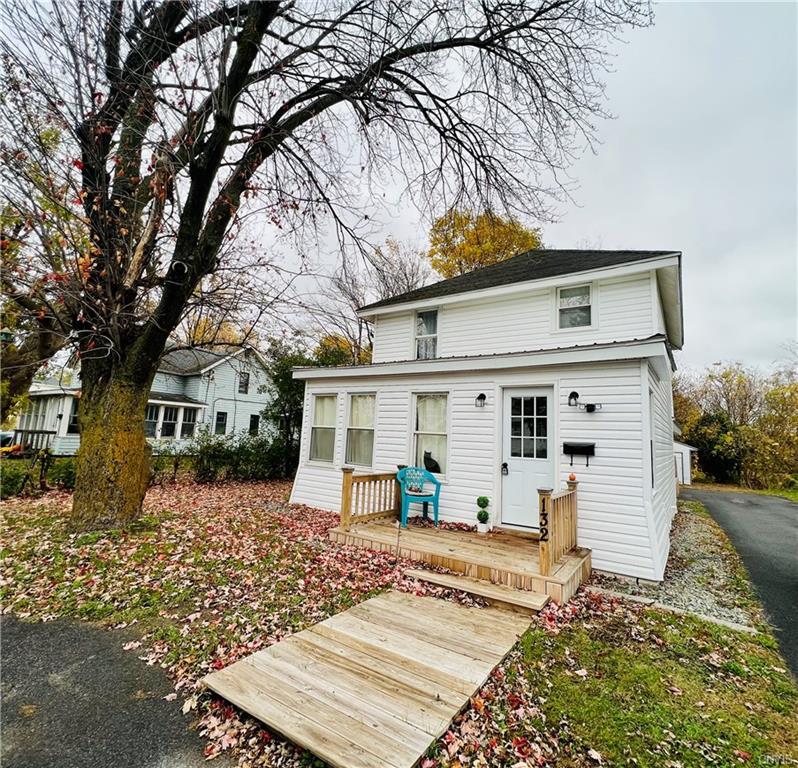Primary Photo - 132 Palmer St