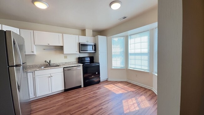 Photo - 424 Peregrine St Townhome