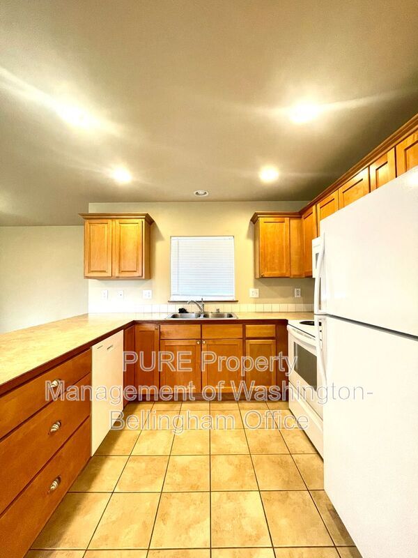 Foto del edificio - 2421 St Paul St