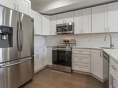 Photo - 426 W Norris St Apartment