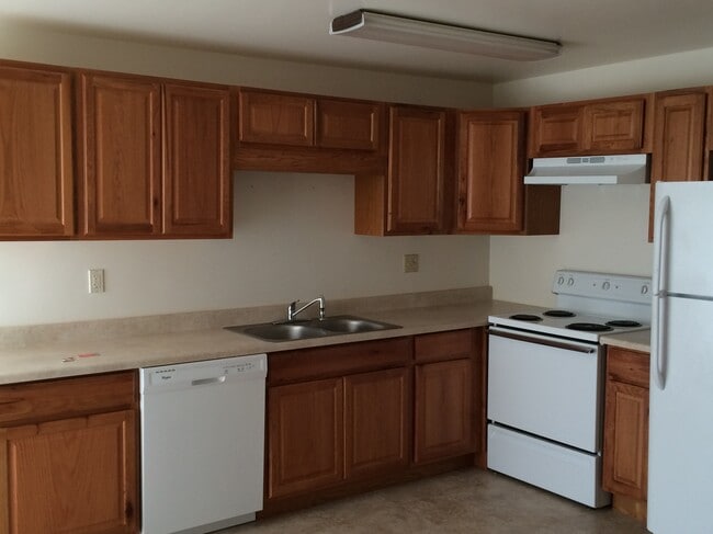 Building Photo - 6613 Alpine Way