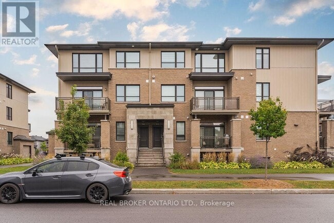 Photo du bâtiment - 590 Compass St