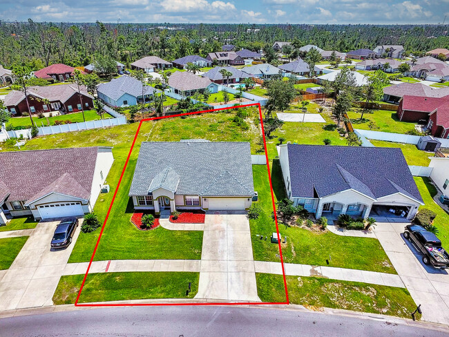 Building Photo - 3213 Azalea Cir