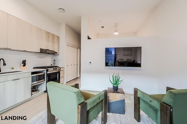 Building Photo - 2623 Keene St