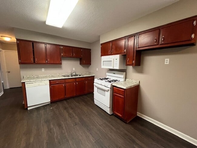 Photo - Renovated 3 Bedroom 1 Bath Home with 1 Car Carport for Rent!