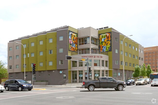 Downtown 700 Waiting List Apartments Albuquerque Nm Apartments Com