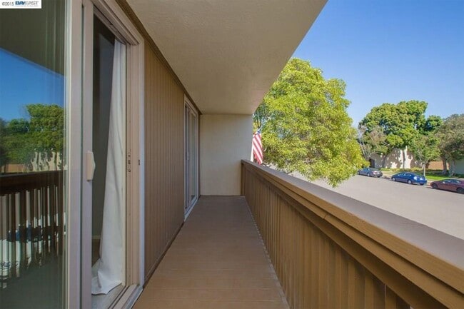 Building Photo - 1141 Verdemar Dr