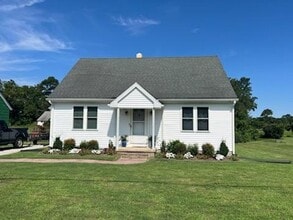 Building Photo - 6166 Kirby Rd