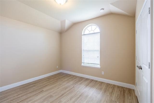 Building Photo - 901 Kiowa Dr