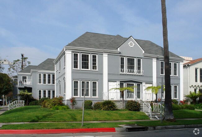 Building Photo - 9201 Whitworth Dr