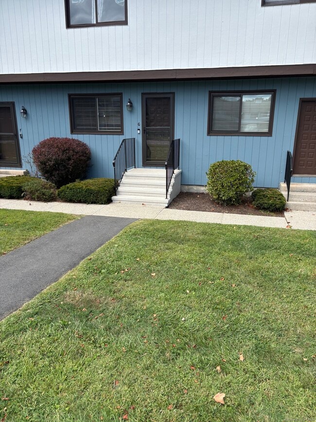 Building Photo - 27 Crows Nest Ln