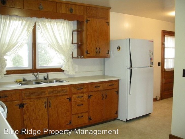 Building Photo - 3 br, 1 bath House - 2305 Alameda Place