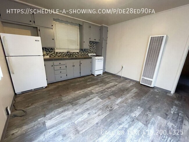 Foto del edificio - 1074-1078 3rd St-1076