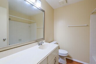 Building Photo - 3738 Quiet Pl Dr