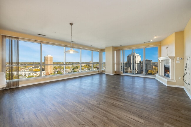 Foto del edificio - 1522 N Prospect Ave