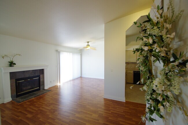 Foto del edificio - 853 Warwick Ave