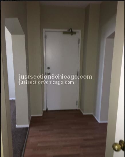 Building Photo - 7145 S Jeffery Ave