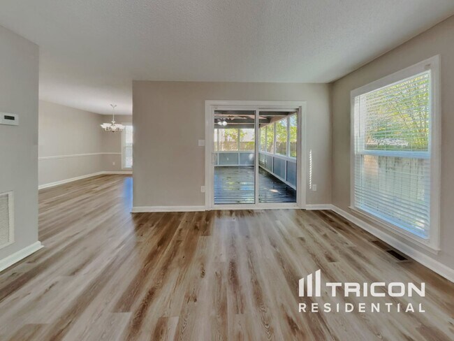 Foto del edificio - 415 Westminster Dr