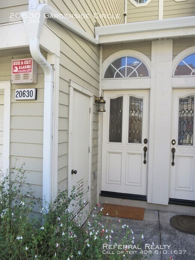 Foto del edificio - 20630 Gardenside Cir