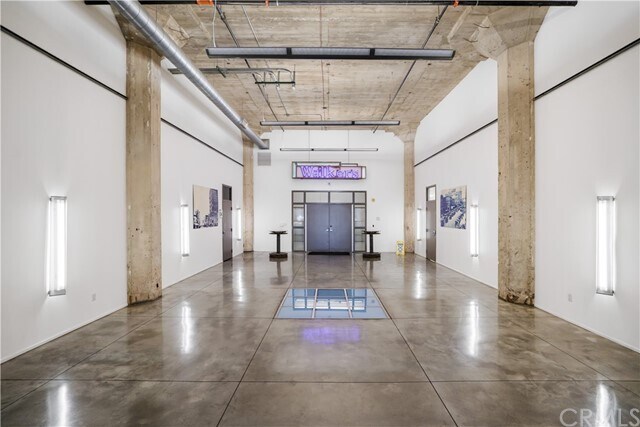 Foto del edificio - 115 W 4th St