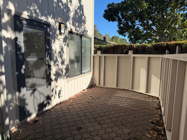 Building Photo - TWO BEDROOM / ONE BATH TWO-STORY CONDO IN ...