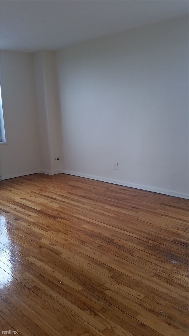 Building Photo - 7840 164th St