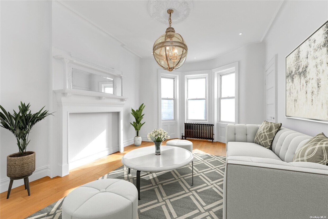 Primary Photo - 403 Ridgewood Ave