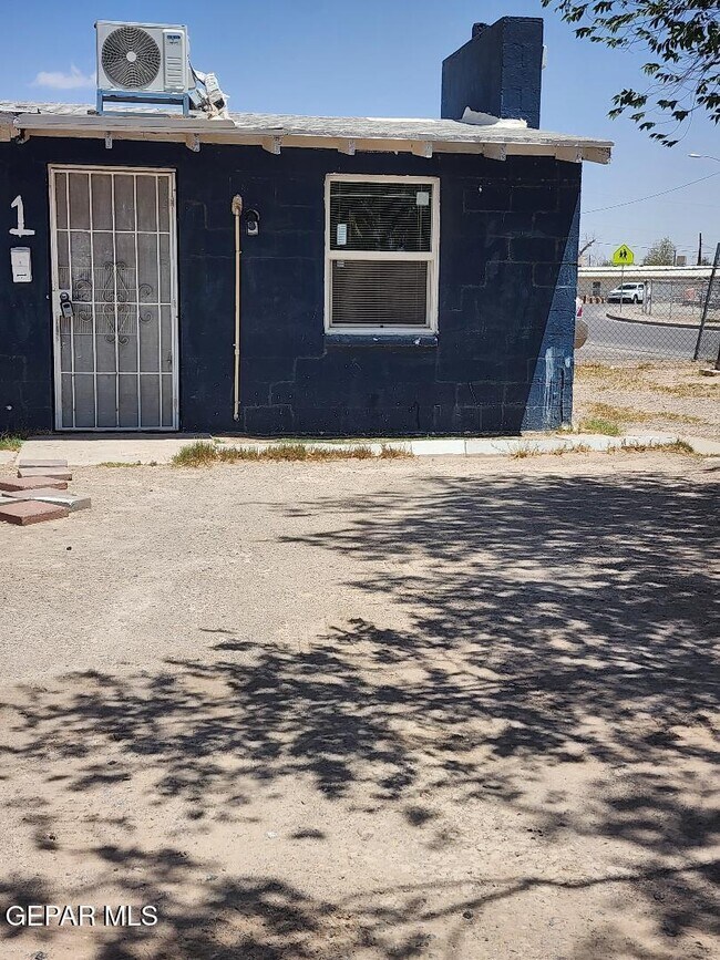 Building Photo - 7837 West Dr