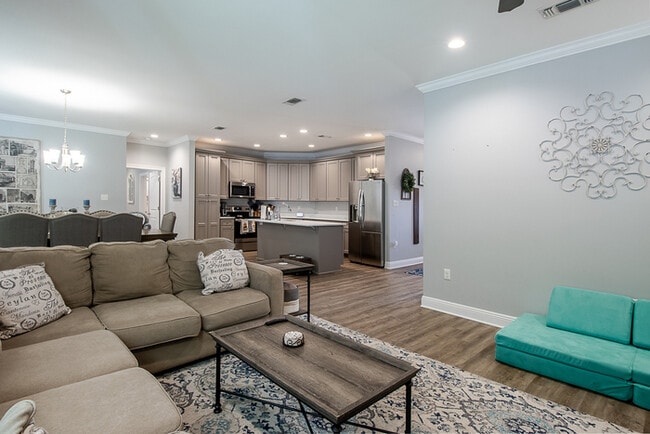 Foto del edificio - 14289 Tori Dawn Ct