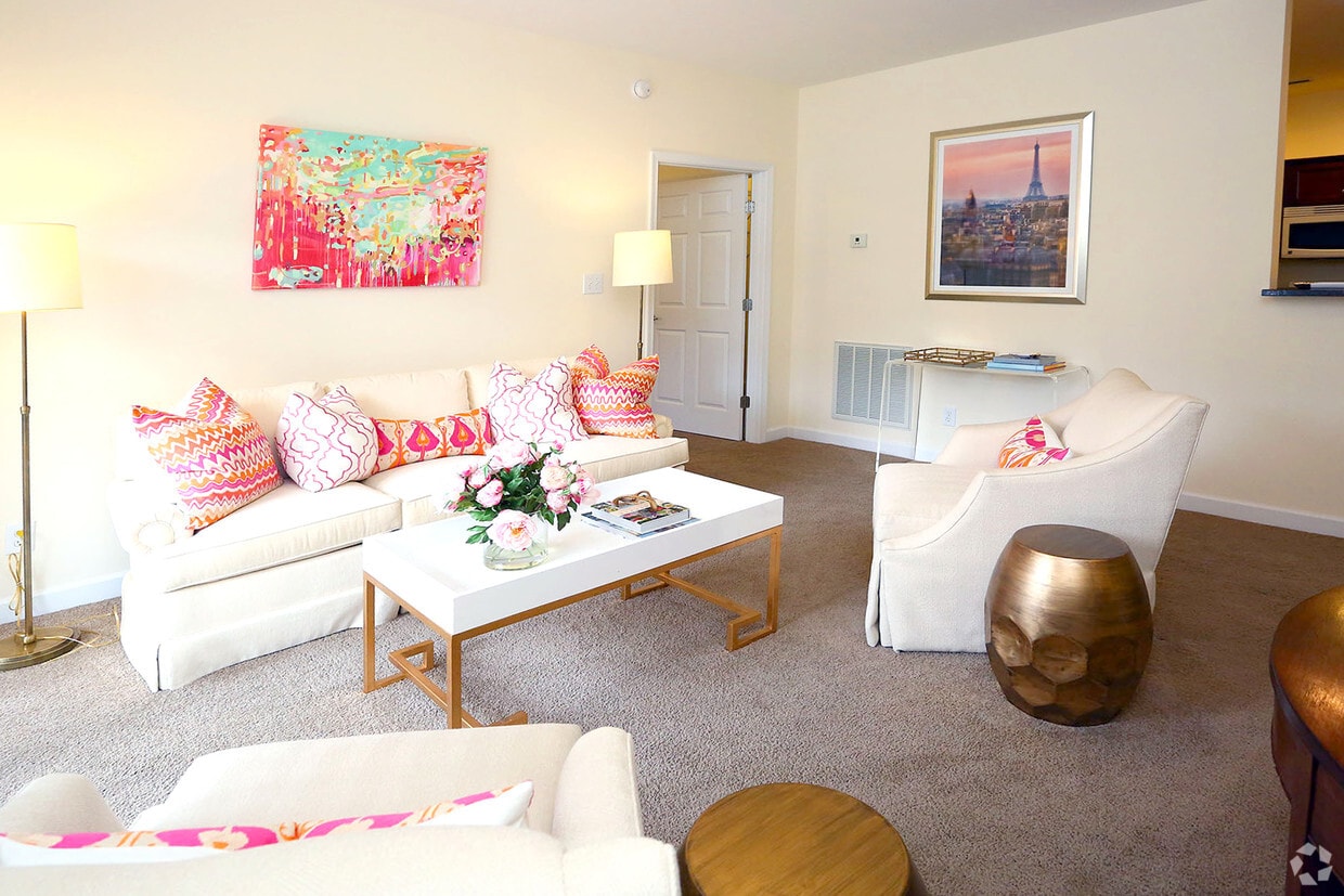 Photo - Kendall Square Apartments