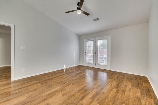 Foto del edificio - 150 Portofino Ln SW